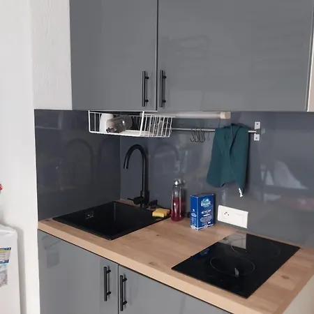Studio Plein Coeur Juan Les Pins 3 Min A Pied De La Plage *